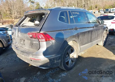 2020 Volkswagen Tiguan 2.0T Se/2.0T Se R-Line Black/2.0T Sel из США, поврежденный, VIN 3VV2B7AX1LM182513